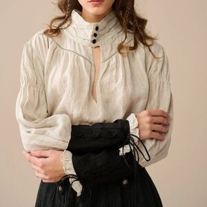 Linennaive button down blouse